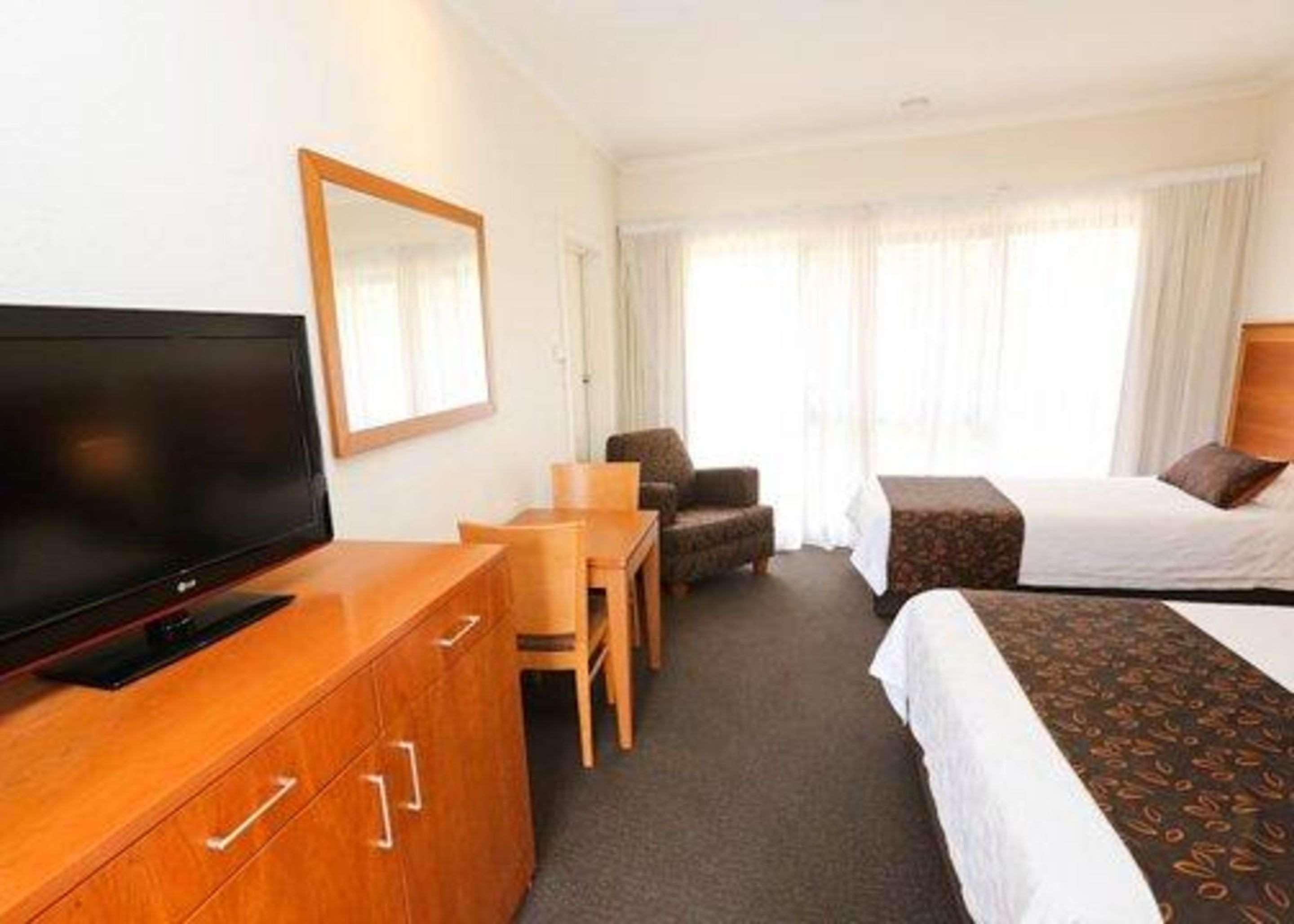 Comfort Inn Deakin Palms Милдьюра Экстерьер фото