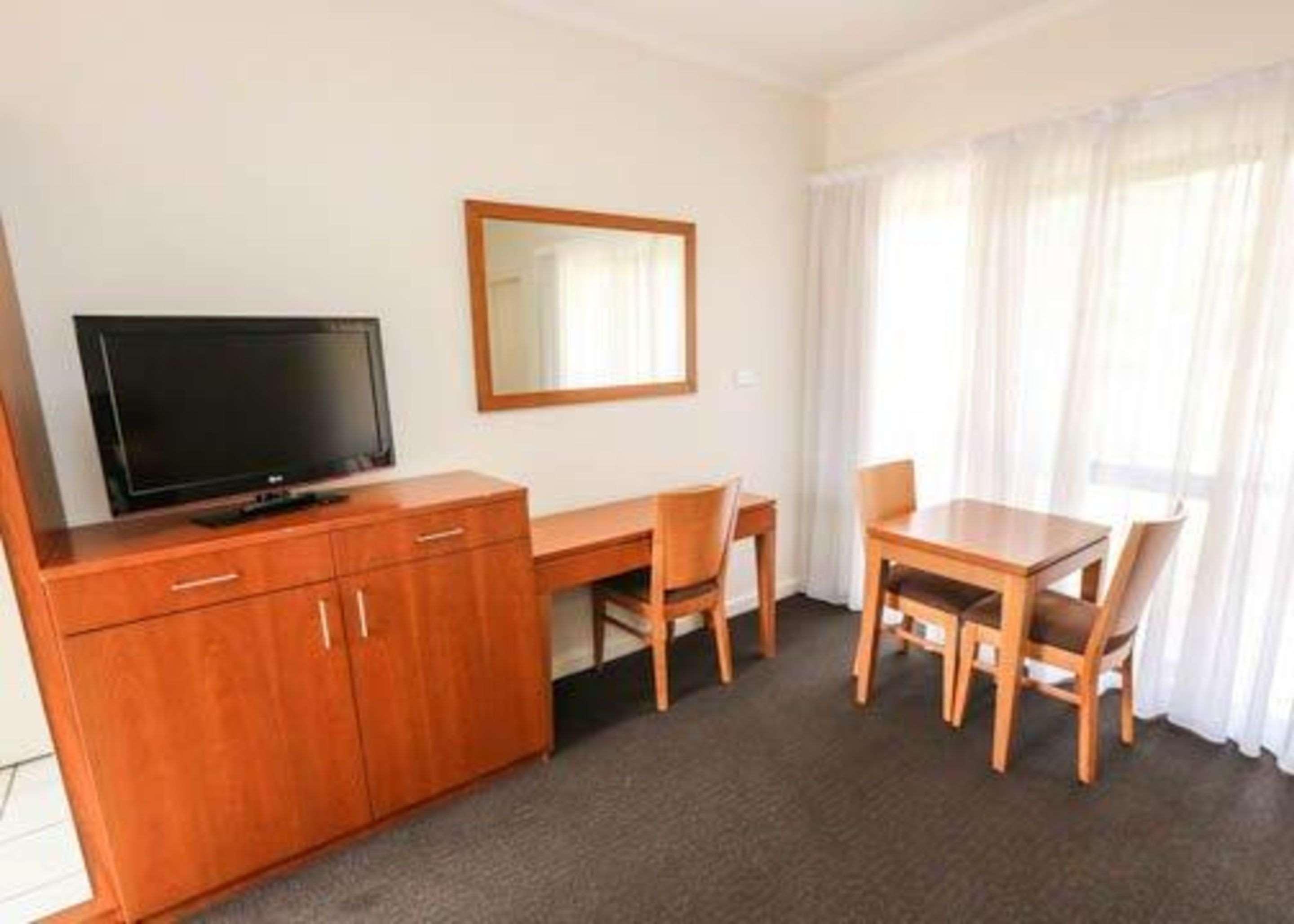 Comfort Inn Deakin Palms Милдьюра Экстерьер фото